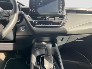 TOYOTA COROLLA 1.8 HYBRID ACTIVE TECH E-CVT 122 5P