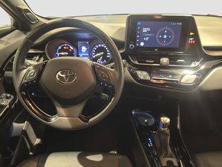 TOYOTA C-HR 2.0 VVT I-HYBRID ADVANCE AUTO 184 5P