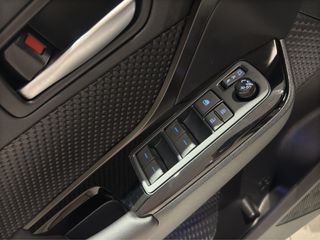 TOYOTA C-HR 2.0 VVT I-HYBRID ADVANCE AUTO 184 5P