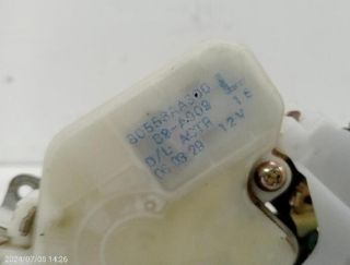 Nissan 375279 cerradura puerta 80553aa300 x-trail