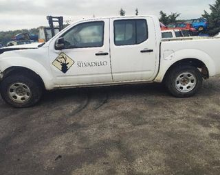 377816 1052918 caja relés / fusibles nissan navara