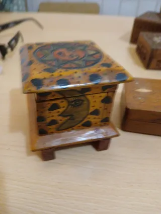 2 portagioielli vintage in legno