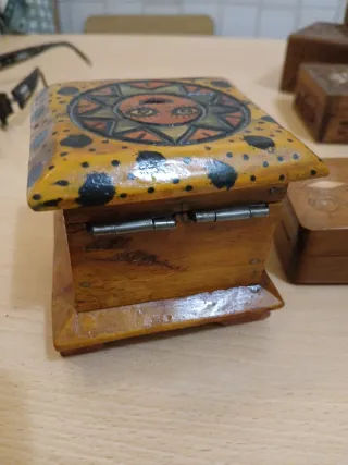 2 portagioielli vintage in legno