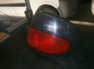 Renault 7422 piloto trasero derecho megane 1.9 dti