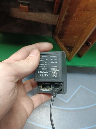 Maqueta de madera, Molino, funcionando 54x34x30 cm.