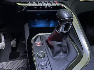 PEUGEOT 5008 1.2 130CV ALLURE PACK 5+2