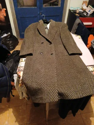 Abrigo manta marrón y gris