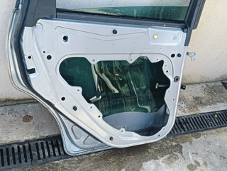 PUERTA TRASERA IZQUIERDA FORD C-MAX (CB3)(2007)