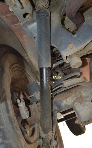 Mitsubishi 69842 amortiguador tras izq montero 1.8