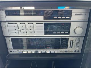 Aparelhagem Sharp com gira-discos