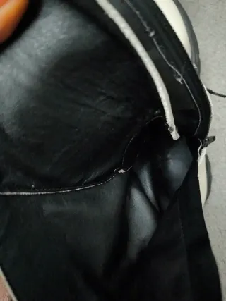 Stivaletti bianchi in pelle nuovi usati una volta