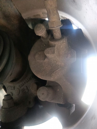 PINZA DE FRENO DELANTERA IZQUIERDA FORD FOCUS SPO