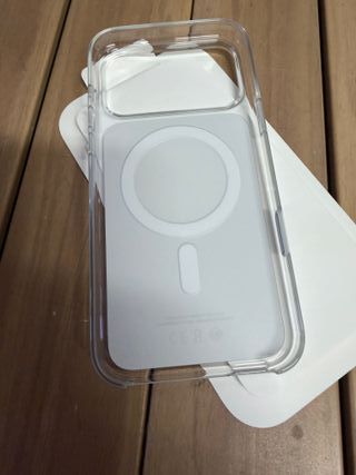 Funda transparente con MagSafe para el iPhone 17 Pro Max