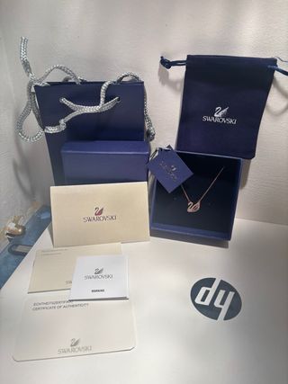 Collar Swarovski Cisne Dorado