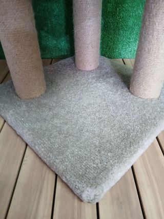 Torre multinivel para gatos rascador