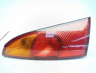 PILOTO TRASERO IZQUIERDO FORD FOCUS BERLINA (CAK)