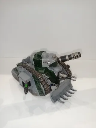 Tanque lemán russ Astra militarium De plástico,