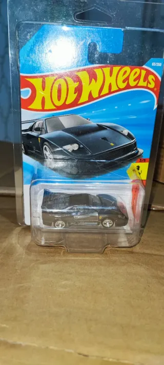 Hot Wheels Ferrari F40 Competizione TH