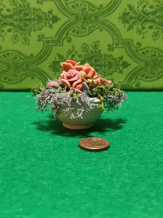 Miniatura Cesto di Fiori Ceramica