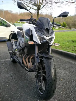Kawasaki Z800 con 14.000 km