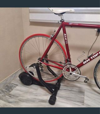 Bicicleta BH Top Line con rodillo Bkool