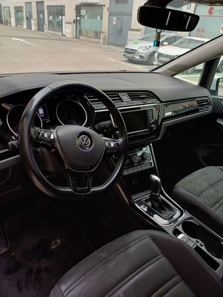 Volkswagen Touran 2.0tdi DSG SPORT 7pl