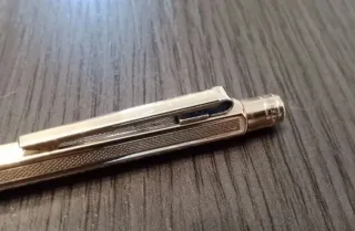 Antiguo Bolígrafo CARAN D'ACHE ECRIDOR CHEVRON Oro