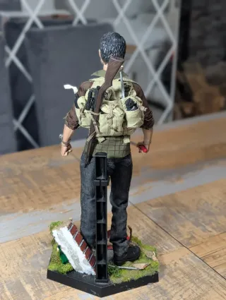 Figura Joel The Last of Us