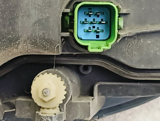 FARO DERECHO FORD MONDEO BERLINA (GE) AB 13052391