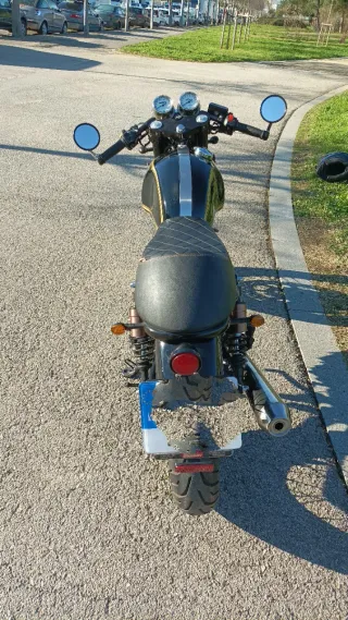 Macbor Johnny be good. 12/2021 Como nueva