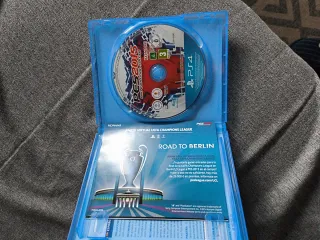 PES 2015 y PES 2016 PS4