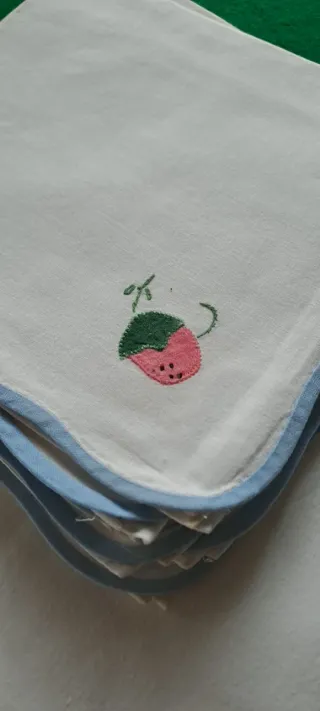 Tovaglia rotonda ricamata