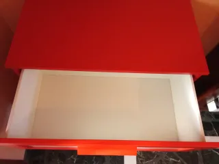 Cómoda BRIMNES IKEA ROJA