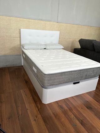 Cama canapé con cabecero tapizado