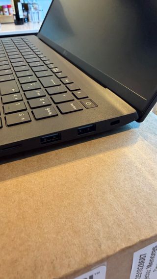 Portátil LG Gram 16Z90T i7/32GB/1TB 16”