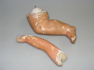 LOTE DE PARTES DE MUÑECA ANTIGUA PARA RESTAURACIÓN