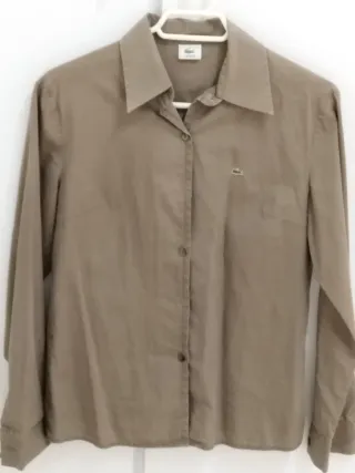 Camisa Lacoste Mujer Entallada caqui