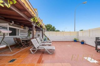 Casa adosada en venta en San Fernando en San Bartolomé de Tirajana