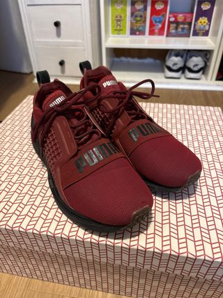 Zapatillas Puma Hombre Negras y Rojas