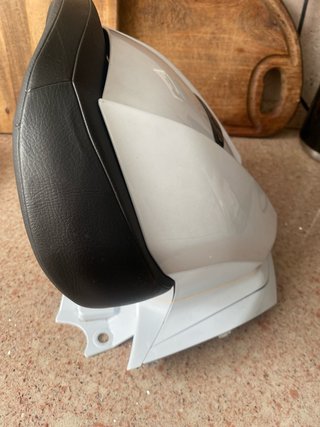 Respaldo Suzuki Burgman 650 perfecto estado