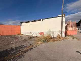 Terreno en venta en Renfe - Bulevar 1º y 2º Fase en Jaén