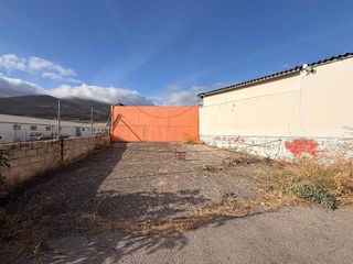 Terreno en venta en Renfe - Bulevar 1º y 2º Fase en Jaén