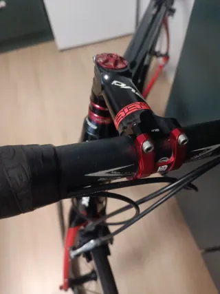 Bicicleta Trek Domane 4 Ultegra T58