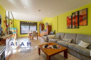 Chalet en venta en Les Creus-Can Feliu de Merola-Can Moré en Pineda de Mar