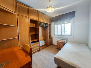 Piso en alquiler en Valdeacederas en Madrid