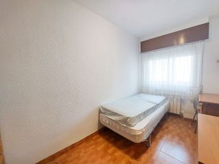 Piso en alquiler en Valdeacederas en Madrid
