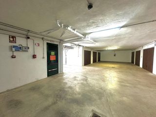 Garaje en venta en Parque de la Paloma en Benalmádena