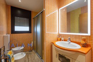 Chalet en venta en Les Creus-Can Feliu de Merola-Can Moré en Pineda de Mar