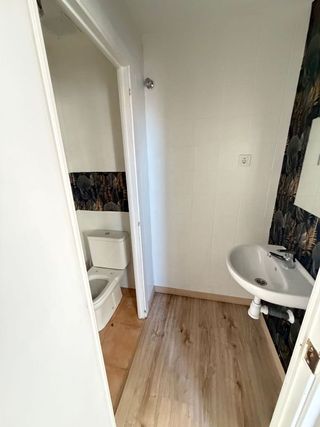 Local comercial en venta en Velilla de San Antonio