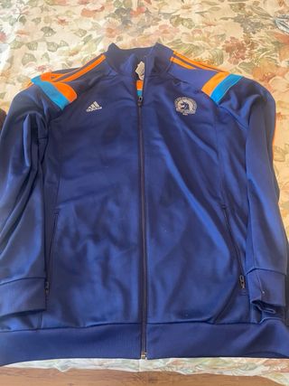 Chaqueta adidas